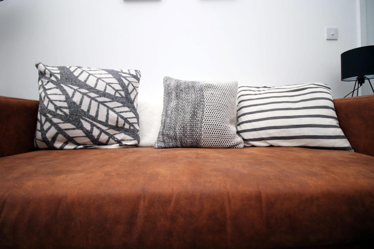 Beachview By Mia Living Close To Beach, Free Parking, Modern 2 Bedroom Apartment 배리 외부 사진