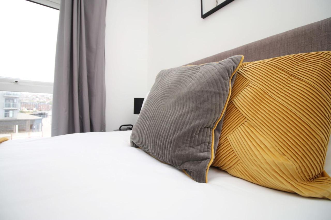 Beachview By Mia Living Close To Beach, Free Parking, Modern 2 Bedroom Apartment 배리 외부 사진
