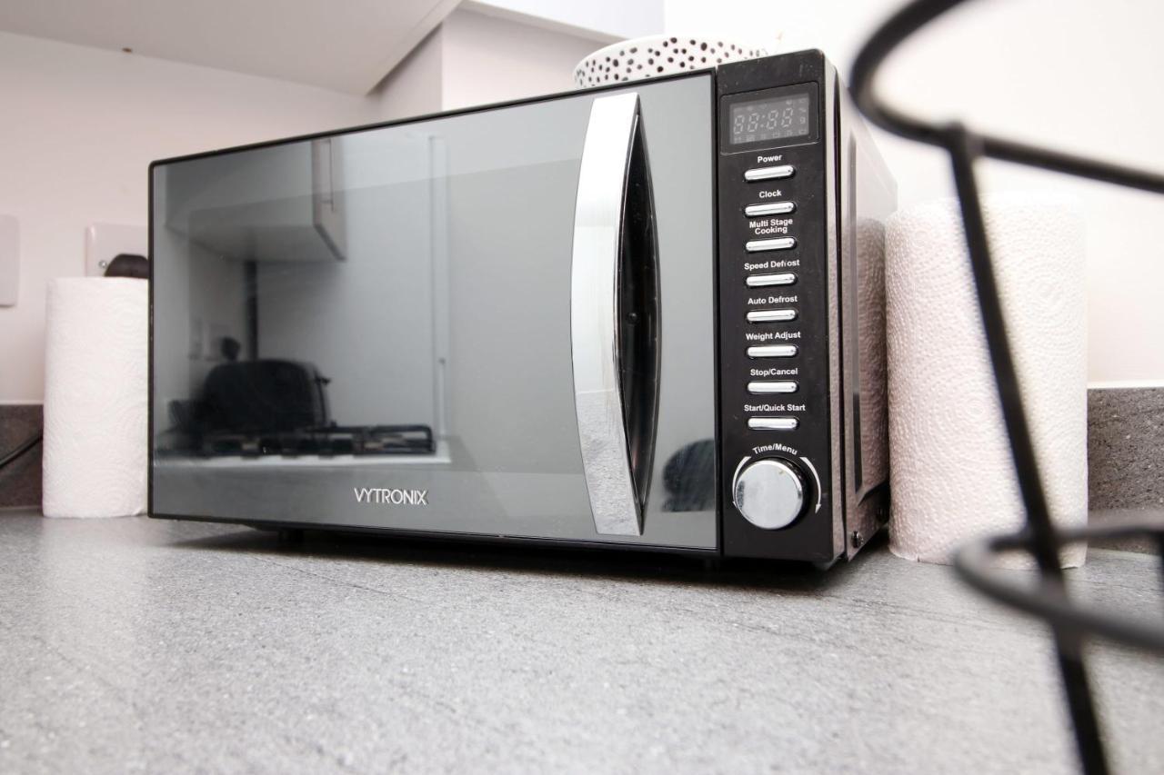 Beachview By Mia Living Close To Beach, Free Parking, Modern 2 Bedroom Apartment 배리 외부 사진