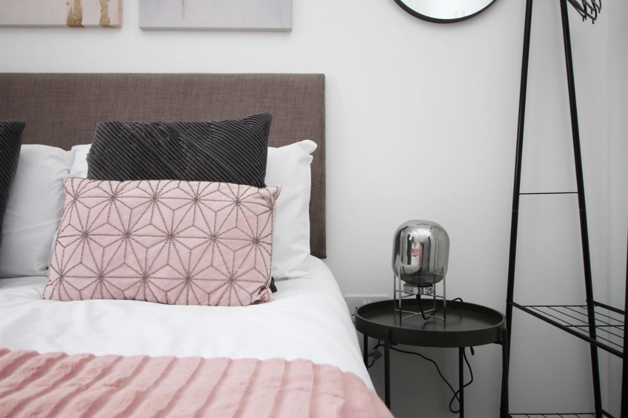 Beachview By Mia Living Close To Beach, Free Parking, Modern 2 Bedroom Apartment 배리 외부 사진