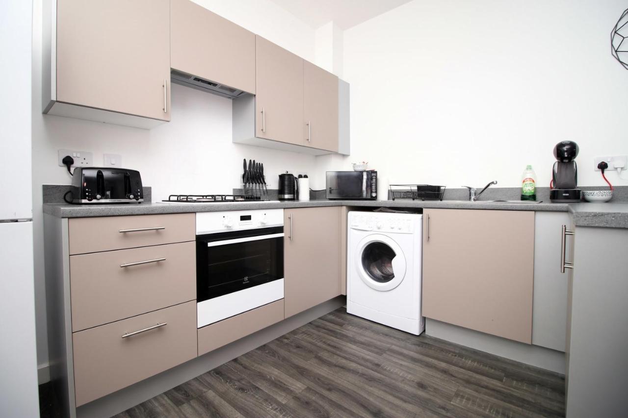 Beachview By Mia Living Close To Beach, Free Parking, Modern 2 Bedroom Apartment 배리 외부 사진